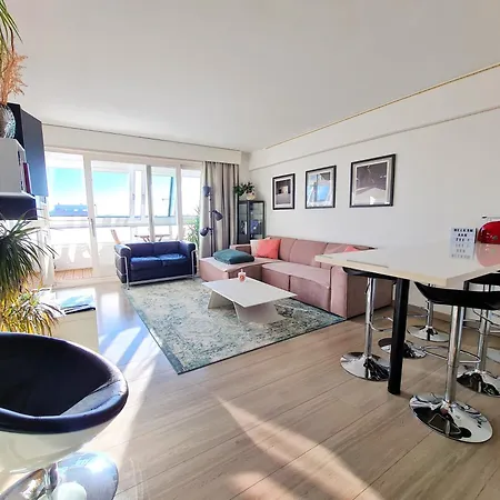 Penthouse Centrum Met Binnen- En Buitenterras En Gratis Garagebox Lägenhet Oostende